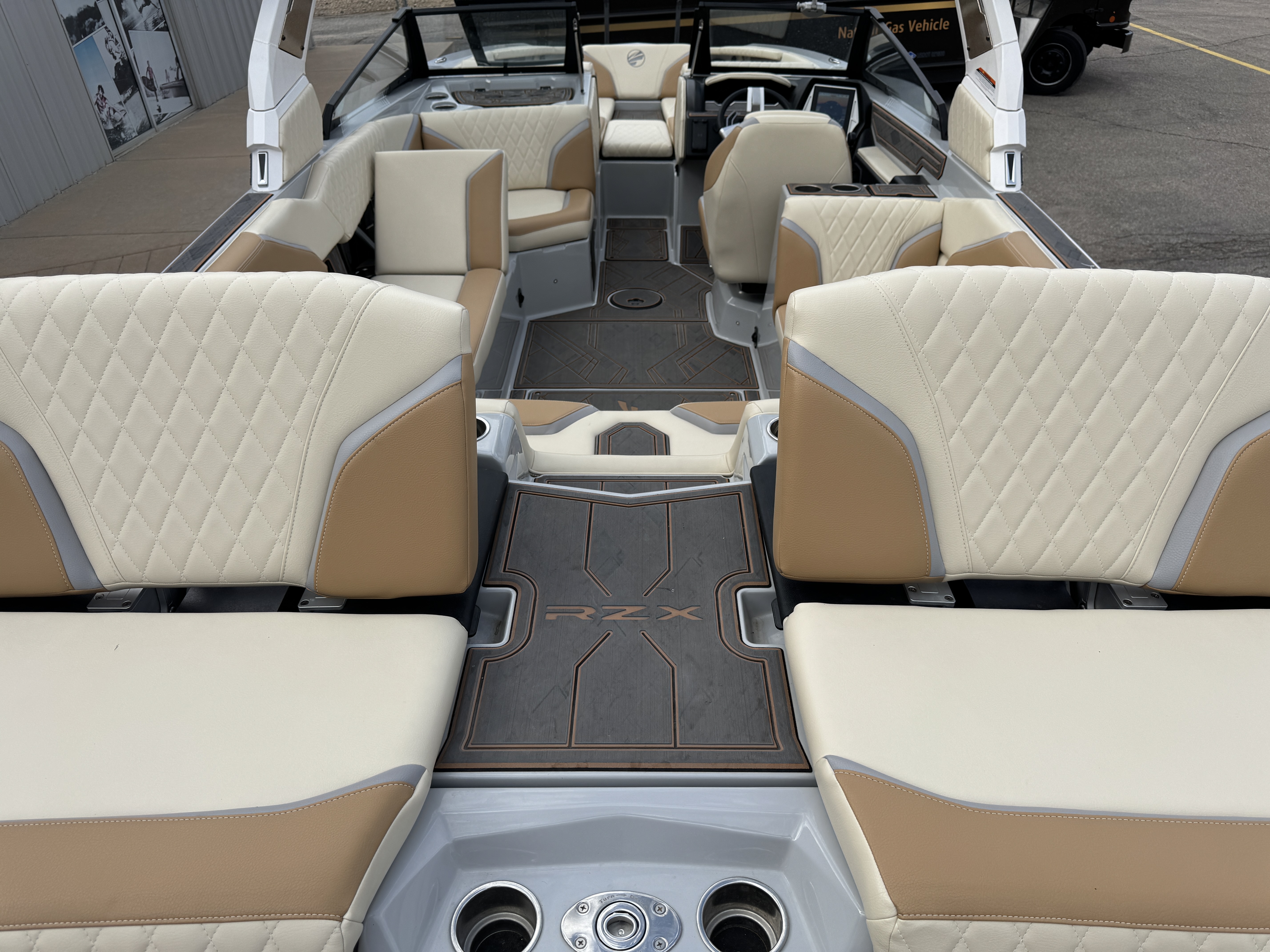 2022 Tige 24 RZX Icon